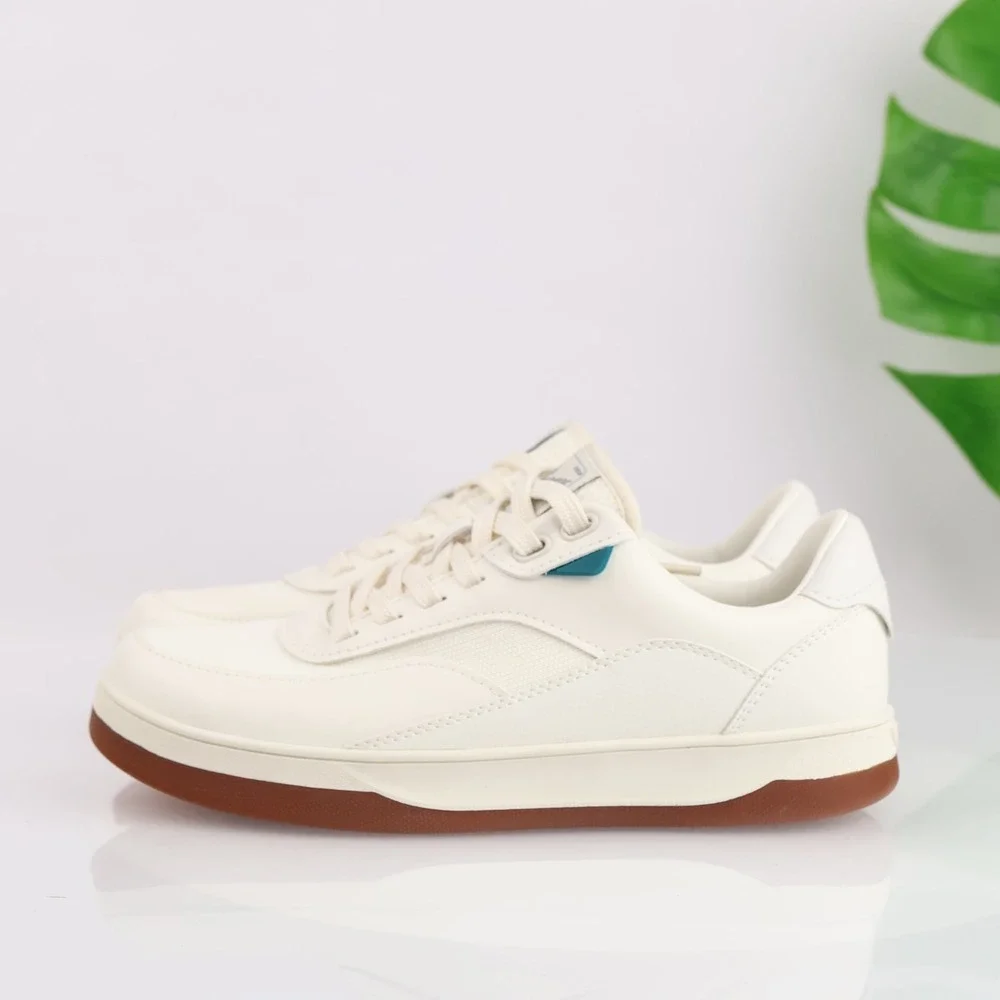 Vessi Womens Courtside Classic Sneakers Size 8 Waterproof White Lace Up Shoes